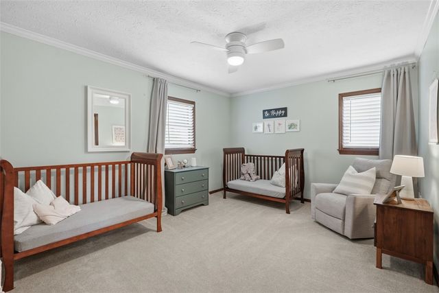 164 Oakdale Dr, Zelienople Boro, PA 16063
