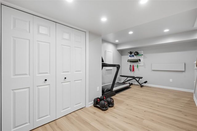 164 Oakdale Dr, Zelienople Boro, PA 16063