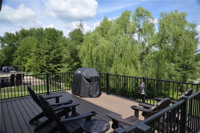 164 Oakdale Dr, Zelienople Boro, PA 16063