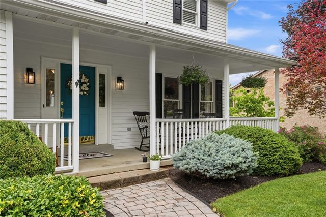 164 Oakdale Dr, Zelienople Boro, PA 16063