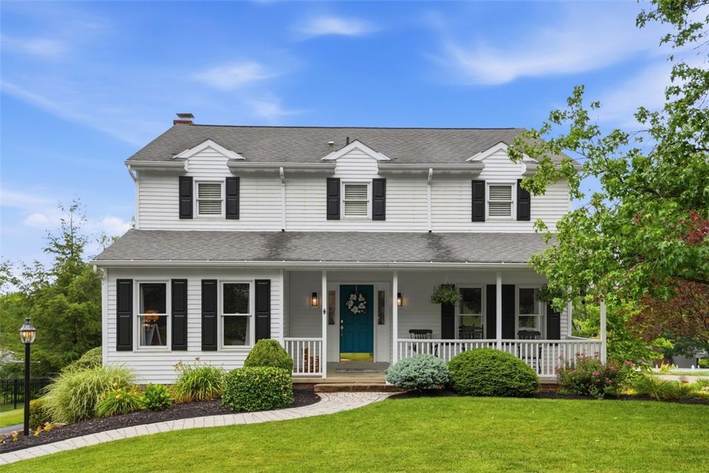 164 Oakdale Dr, Zelienople Boro, PA 16063