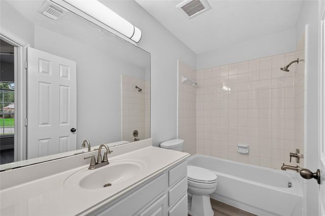 6706 Paigetree Lane, Pearland, TX 77584
