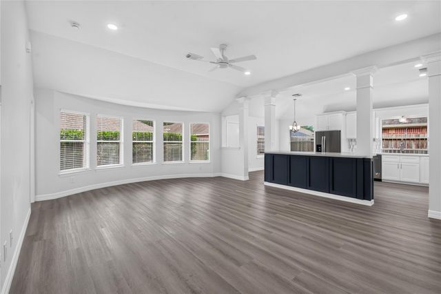 6706 Paigetree Lane, Pearland, TX 77584