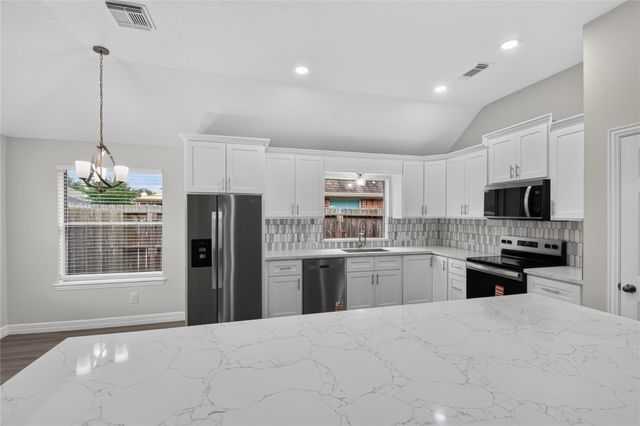 6706 Paigetree Lane, Pearland, TX 77584