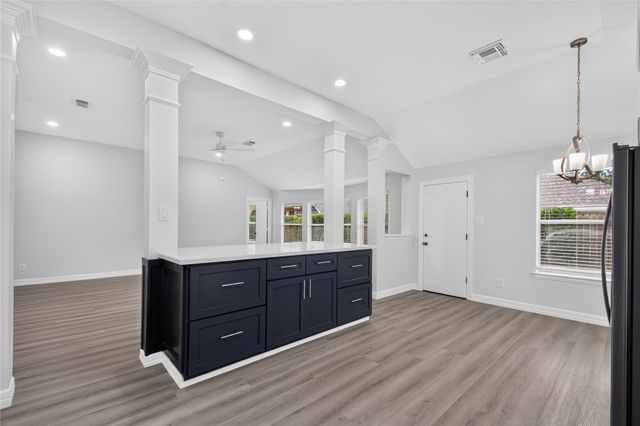 6706 Paigetree Lane, Pearland, TX 77584