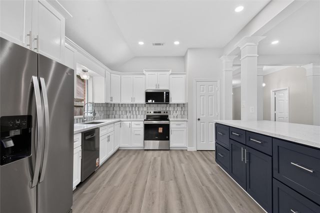 6706 Paigetree Lane, Pearland, TX 77584