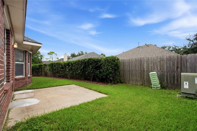 6706 Paigetree Lane, Pearland, TX 77584