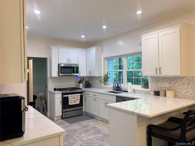 50 Hambletonian Avenue, Chester, NY 10918