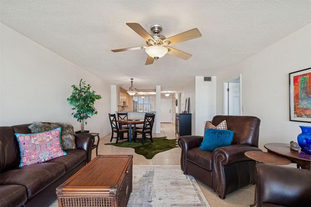 7100 SUNSET WAY 302, St Pete Beach, FL 33706