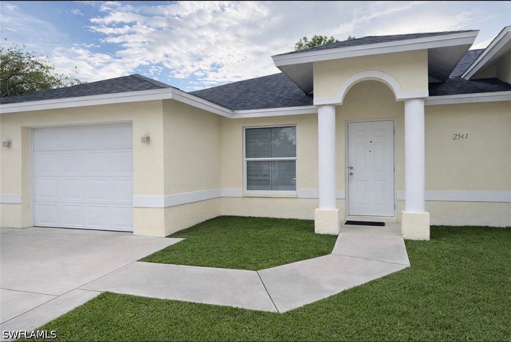 2541 55th TER SW, Naples, FL 34116