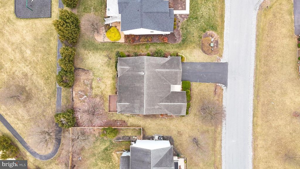62 KERRIGAN CT, Martinsburg, WV 25405