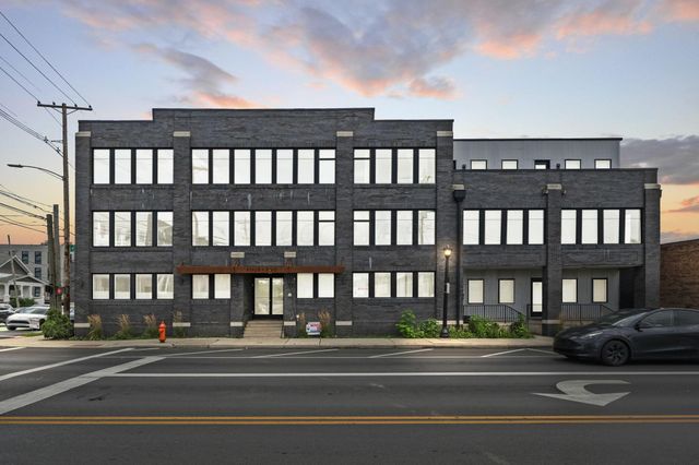 207 E 5th Avenue, Columbus, OH 43201