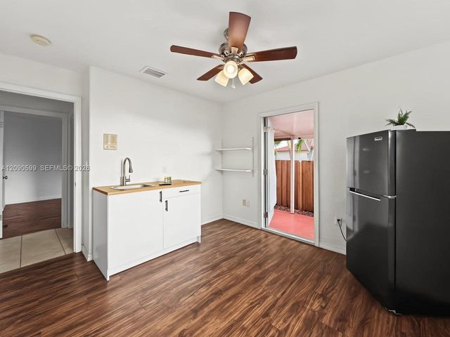 12711 NW 99th Place, Hialeah Gardens, FL 33018