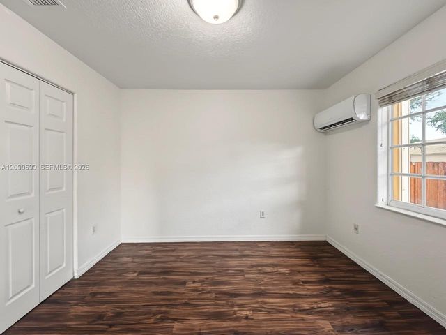 12711 NW 99th Place, Hialeah Gardens, FL 33018