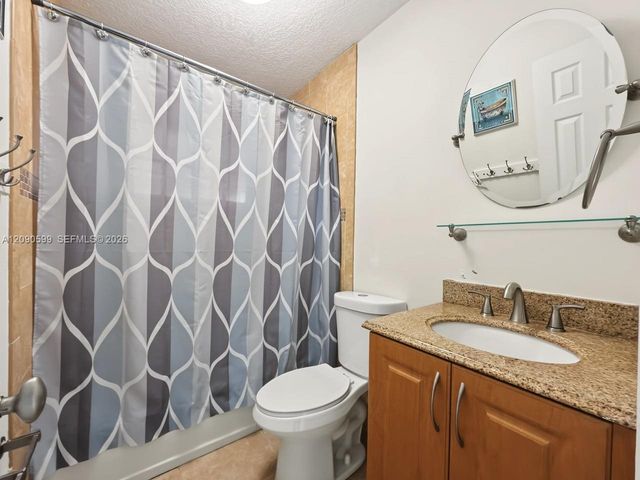 12711 NW 99th Place, Hialeah Gardens, FL 33018