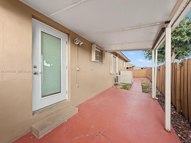 12711 NW 99th Place, Hialeah Gardens, FL 33018