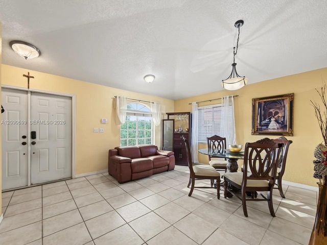 12711 NW 99th Place, Hialeah Gardens, FL 33018