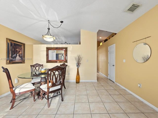 12711 NW 99th Place, Hialeah Gardens, FL 33018