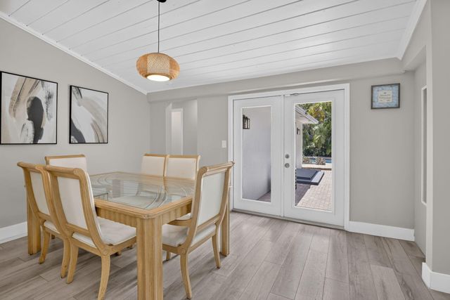 615 NE 13TH Avenue, Fort Lauderdale, FL 33304