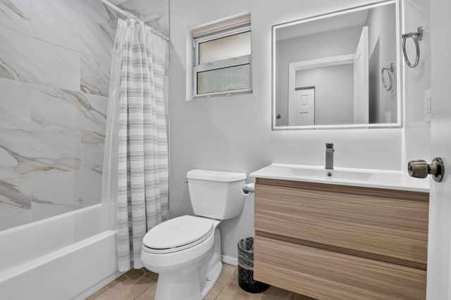 615 NE 13TH Avenue, Fort Lauderdale, FL 33304