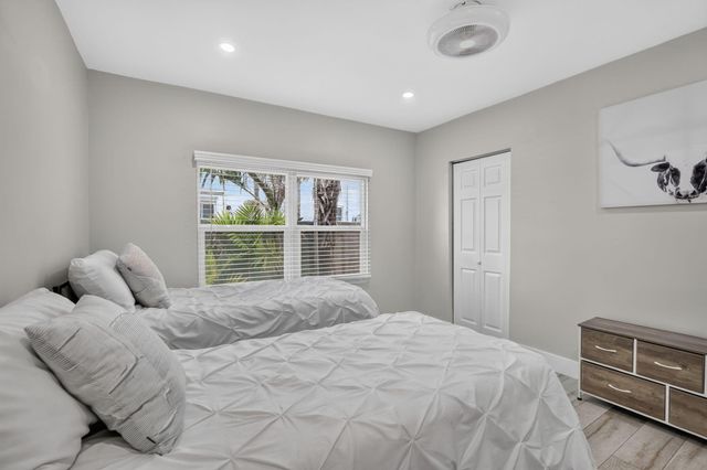 615 NE 13TH Avenue, Fort Lauderdale, FL 33304