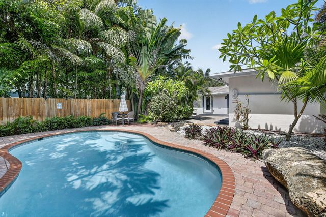 615 NE 13TH Avenue, Fort Lauderdale, FL 33304