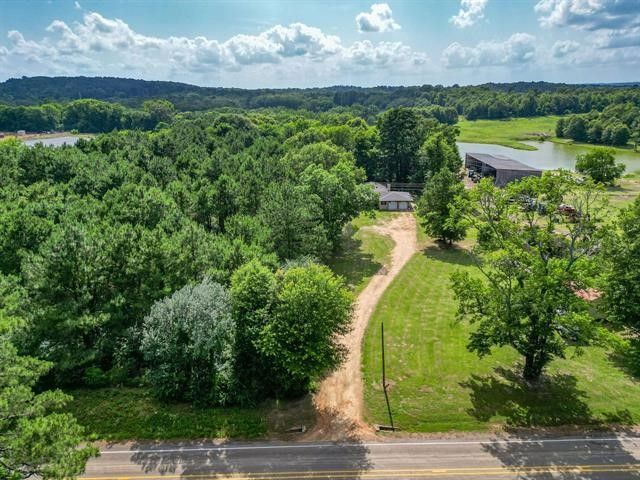 2585 Fm 250 N, Hughes Springs, TX 75656