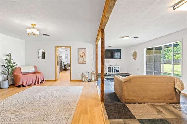 2585 Fm 250 N, Hughes Springs, TX 75656