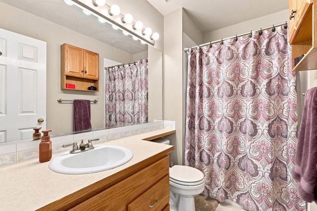 5516 E Birkenhead Ln, Colbert, WA 99005