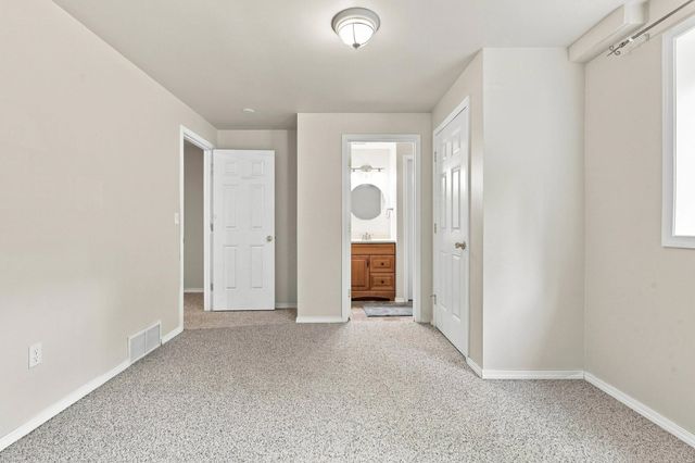 5516 E Birkenhead Ln, Colbert, WA 99005