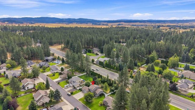 5516 E Birkenhead Ln, Colbert, WA 99005