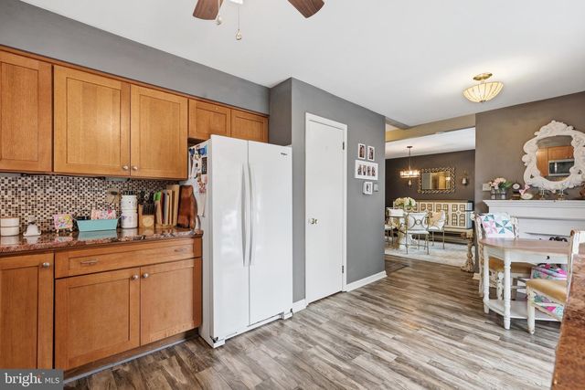 2002 CLOVER MILL RD, Quakertown, PA 18951
