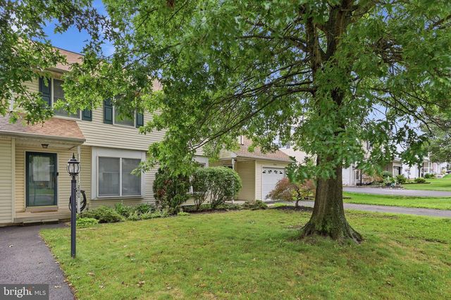 2002 CLOVER MILL RD, Quakertown, PA 18951