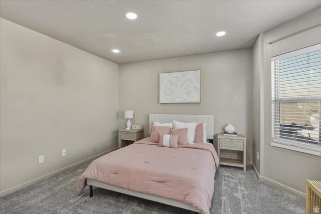 2057 S JAMES CIR, Clearfield, UT 84015