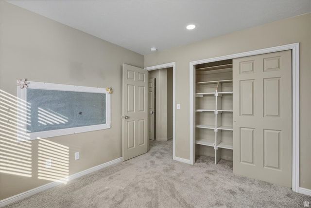 2057 S JAMES CIR, Clearfield, UT 84015