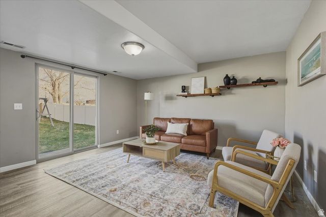 2057 S JAMES CIR, Clearfield, UT 84015