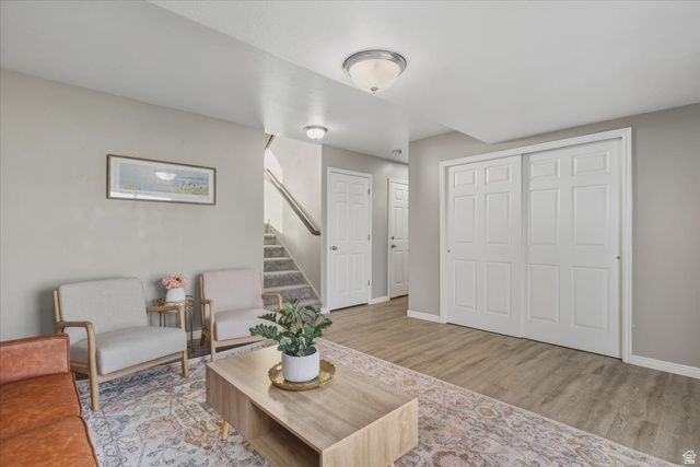 2057 S JAMES CIR, Clearfield, UT 84015