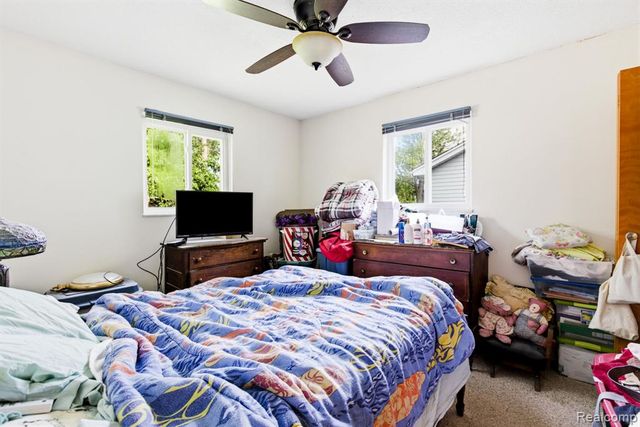 625 S 11th Street, Saint Clair, MI 48079