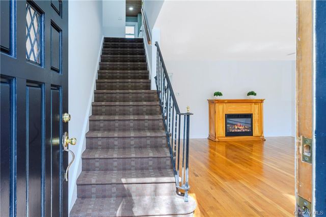 341 Sixth Avenue, Pelham, NY 10803