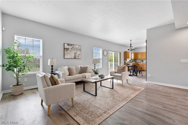 174 Brixton Way, Wadsworth, OH 44281