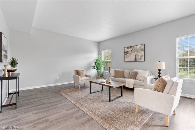 174 Brixton Way, Wadsworth, OH 44281