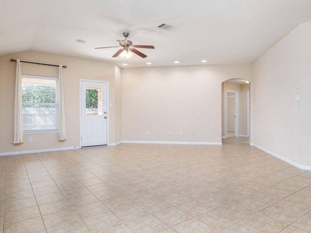 2005 Granite Springs RD, Leander, TX 78641