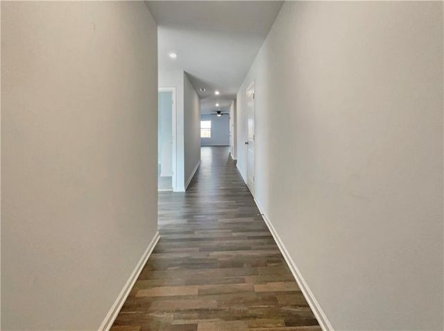 96 Oxford Lane, Kingston, GA 30145