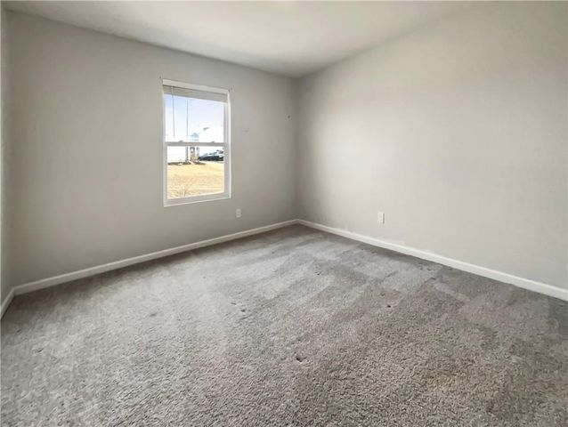 96 Oxford Lane, Kingston, GA 30145