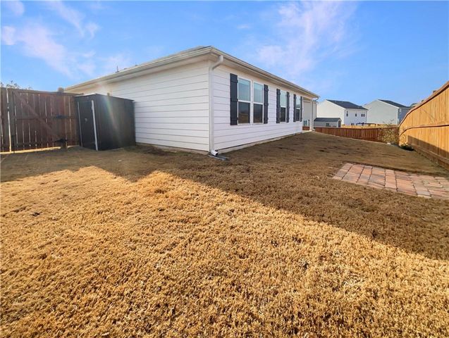 96 Oxford Lane, Kingston, GA 30145