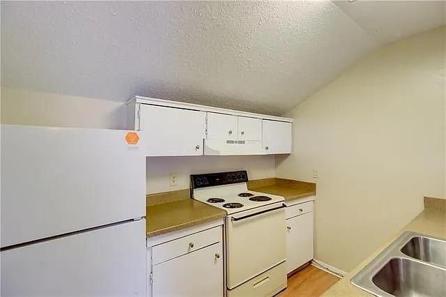 3800 Allegro Lugar ST 3B, Austin, TX 78749