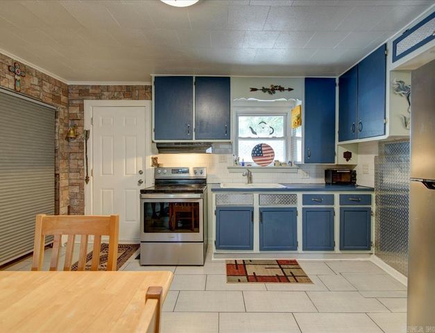 1706 Thornton Ferry Road, Hot Springs, AR 71913