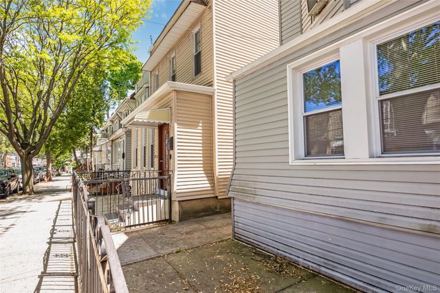 8050 88th Road, Woodhaven, NY 11421