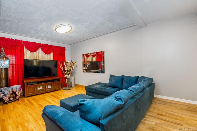 8050 88th Road, Woodhaven, NY 11421