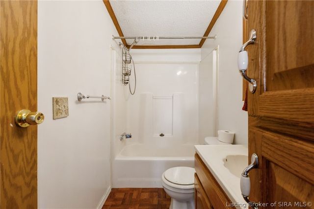 10055 Old Highway 111 SE, Elizabeth, IN 47117